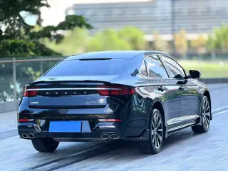 Geely Preface 2026 1.5T Восточный Яо Куньлунь-версия экстерьер фото 2 Geely Preface 2026 1.5T Восточный Яо Куньлунь-версия экстерьер фото 2