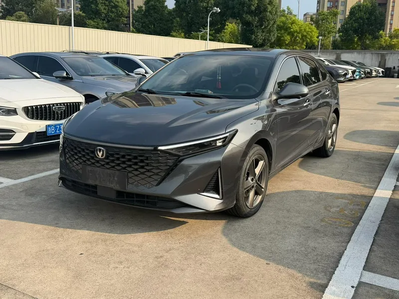 Changan Raeton Plus 2023 1.5T DCT Premium Trim exterior photo 1 Changan Raeton Plus 2023 1.5T DCT Premium Trim exterior photo 1