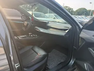 Changan Raeton Plus 2023 1.5T DCT Premium Trim interior photo 11 Changan Raeton Plus 2023 1.5T DCT Premium Trim interior photo 11