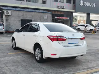 Toyota Corolla 2014 1.6L CVT GL экстерьер фото 4 Toyota Corolla 2014 1.6L CVT GL экстерьер фото 4