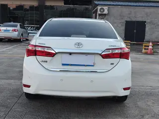 Toyota Corolla 2014 1.6L CVT GL экстерьер фото 5 Toyota Corolla 2014 1.6L CVT GL экстерьер фото 5