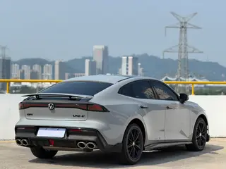 Changan UNI-V 2022 2.0T Веденская версия экстерьер фото 4