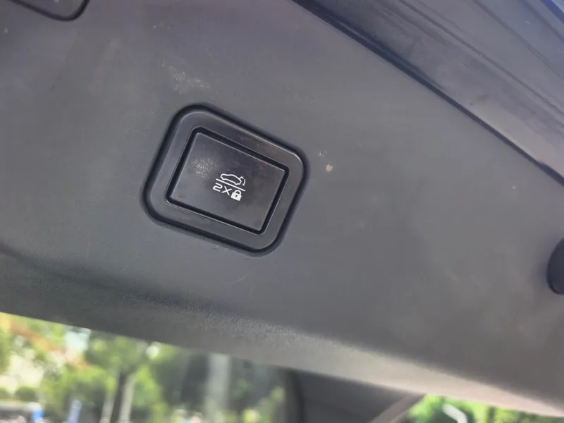 Changan UNI-V 2023 1.5T Sports version exterior photo 9 Changan UNI-V 2023 1.5T Sports version exterior photo 9