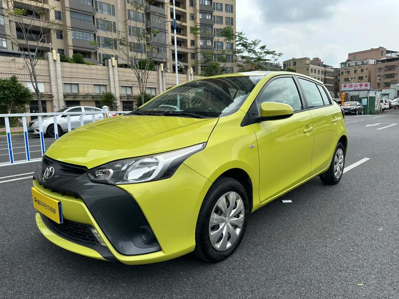 Toyota Yaris L 2016 Mise à jour 1.5E CVT Version de charme extérieur photo 1 Toyota Yaris L 2016 Mise à jour 1.5E CVT Version de charme extérieur photo 1