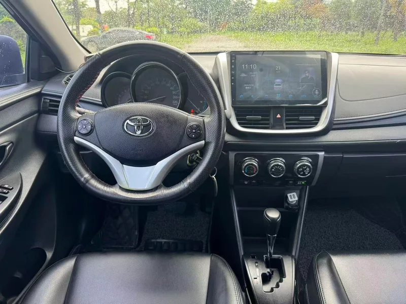 Toyota Vios 2017 1.5L CVT Version de création intérieur photo 14 Toyota Vios 2017 1.5L CVT Version de création intérieur photo 14