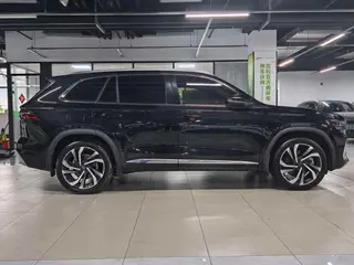 Geely Monjaro 2021 2.0TD High-power automatic four-wheel drive flagship exterior photo 3 Geely Monjaro 2021 2.0TD High-power automatic four-wheel drive flagship exterior photo 3