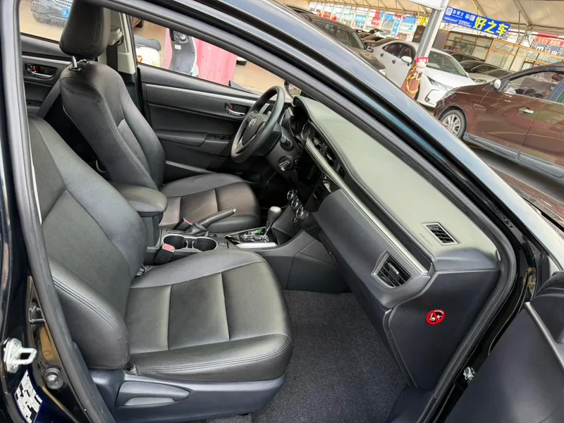 Toyota Levin 2016 1.6G CVT Version d'élite intérieur photo 15
