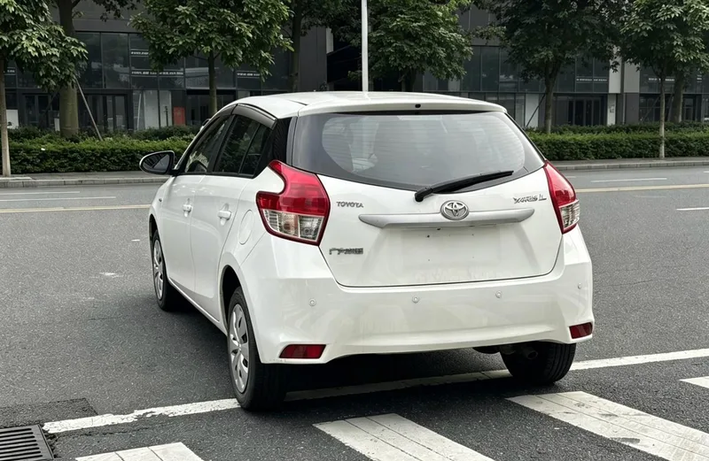 Toyota Yaris L 2015 1.5E Automatic charm version exterior photo 7 Toyota Yaris L 2015 1.5E Automatic charm version exterior photo 7
