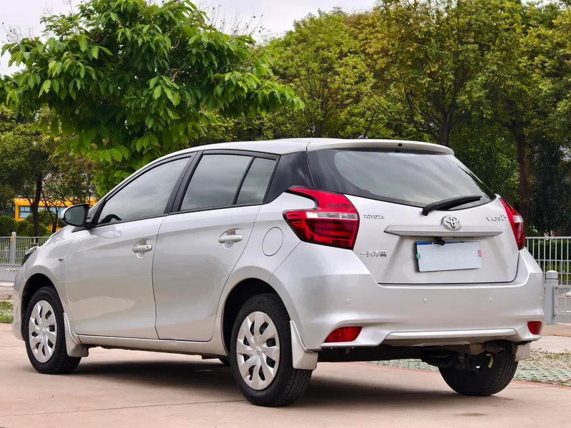 Toyota Vios FS 2017 1.5L CVT Feng Chi Edition interior photo 11 Toyota Vios FS 2017 1.5L CVT Feng Chi Edition interior photo 11
