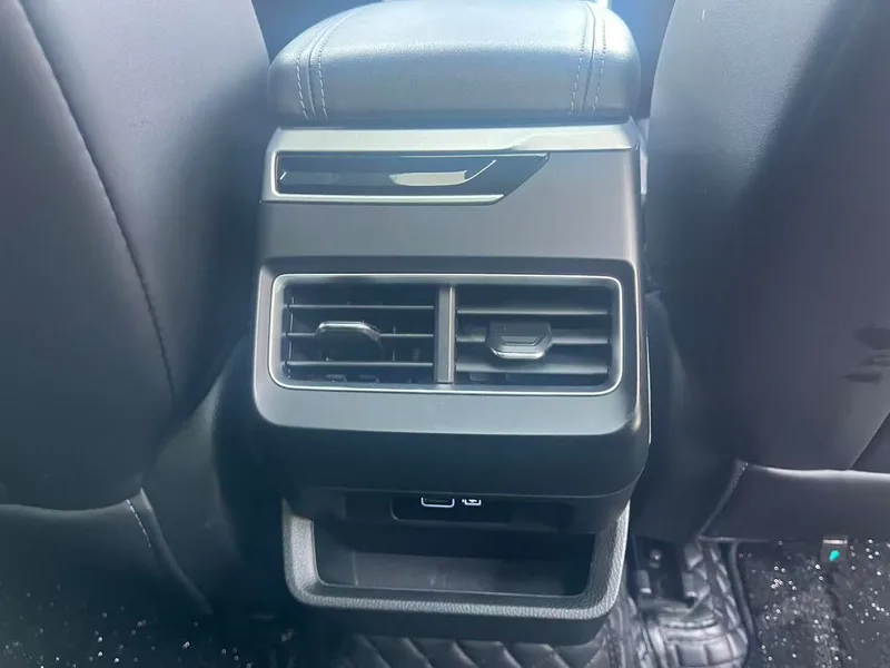 Geely Preface 2024 2.0T Haohan Edition interior photo 11 Geely Preface 2024 2.0T Haohan Edition interior photo 11