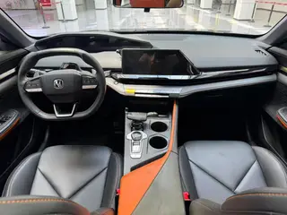 Changan UNI-V 2022 1.5T Wisdom Pilot Type interior photo 15 Changan UNI-V 2022 1.5T Wisdom Pilot Type interior photo 15