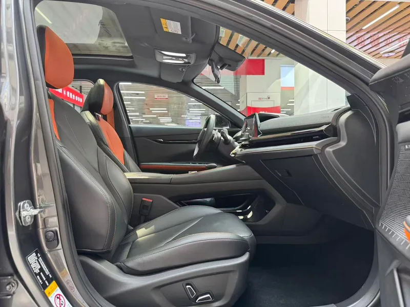 Changan UNI-V 2022 1.5T Wisdom Pilot Type interior photo 17 Changan UNI-V 2022 1.5T Wisdom Pilot Type interior photo 17