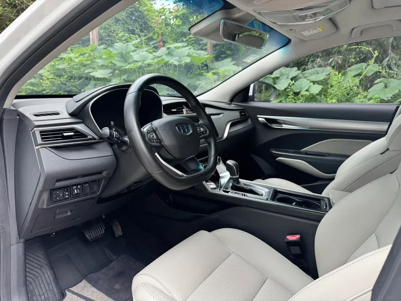 Geely Binrui 2018 14T CVT Colorful Edition exterior photo 9 Geely Binrui 2018 14T CVT Colorful Edition exterior photo 9