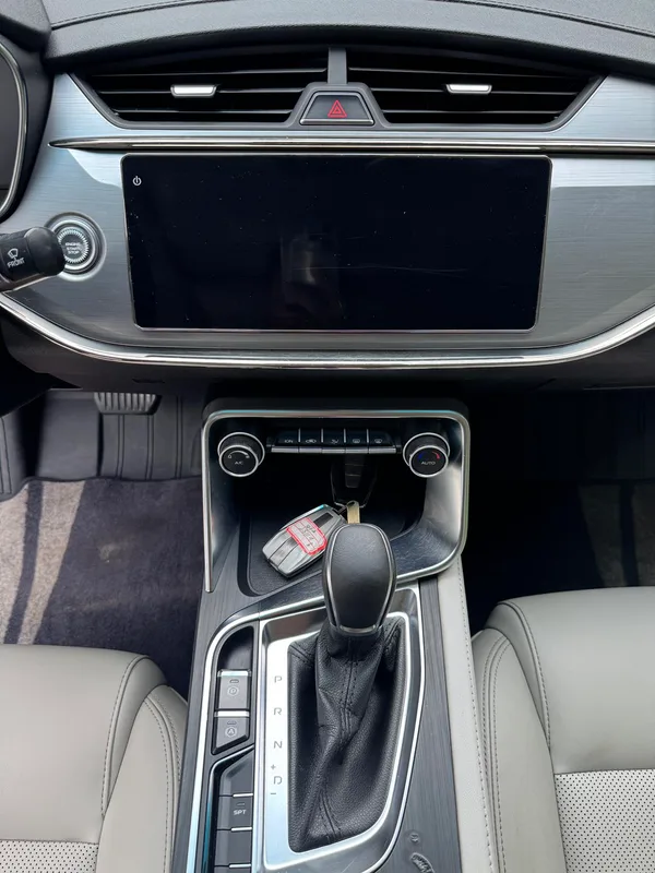 Geely Binrui 2018 14T CVT Colorful Edition interior photo 14 Geely Binrui 2018 14T CVT Colorful Edition interior photo 14