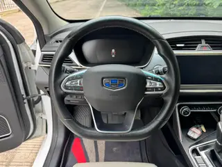Geely Binrui 2018 14T CVT Colorful Edition interior photo 15 Geely Binrui 2018 14T CVT Colorful Edition interior photo 15