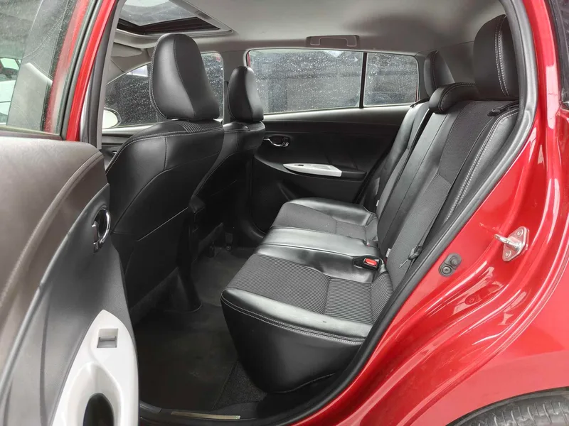 Toyota Yaris L 2016 Restyling 1.5G CVT dazzle skylight version interior photo 17 Toyota Yaris L 2016 Restyling 1.5G CVT dazzle skylight version interior photo 17