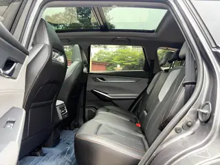 Changan CS75 PLUS 2022 Second generation 1.5T Automatic Deluxe interior photo 6 Changan CS75 PLUS 2022 Second generation 1.5T Automatic Deluxe interior photo 6