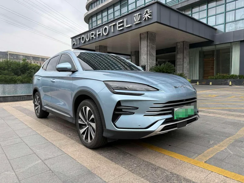 BYD Song PLUS DM 2024 DM-i Glory Edition 110KM Flagship exterior photo 2