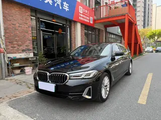 BMW 5 Series 2022 525Li Luxury Set exterior photo 1 BMW 5 Series 2022 525Li Luxury Set exterior photo 1
