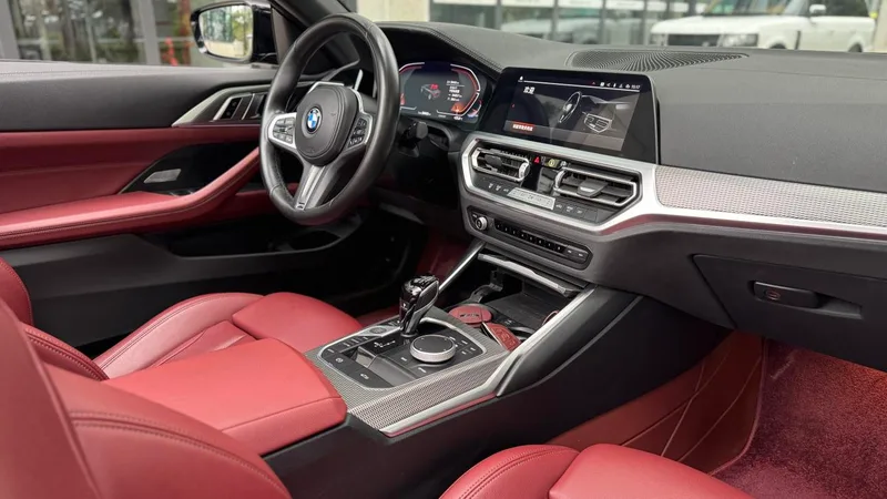 BMW 4 Series 2022 Restyling 425i Convertible M Sports Night Suit interior photo 13 BMW 4 Series 2022 Restyling 425i Convertible M Sports Night Suit interior photo 13