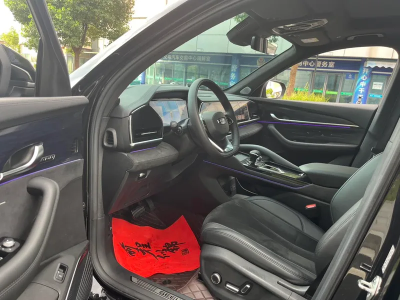Geely Monjaro 2024 2.0TD High-power automatic two-wheel drive skyline version interior photo 11