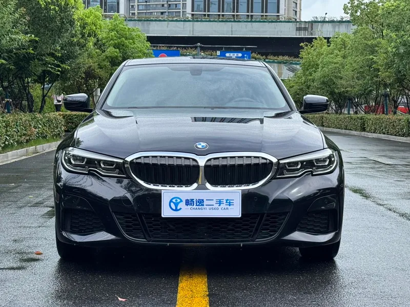 BMW 3 Series 2022 320Li M Sports suit exterior photo 2 BMW 3 Series 2022 320Li M Sports suit exterior photo 2