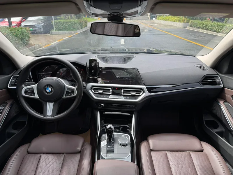 BMW 3 Series 2022 320Li M Sports suit exterior photo 6 BMW 3 Series 2022 320Li M Sports suit exterior photo 6