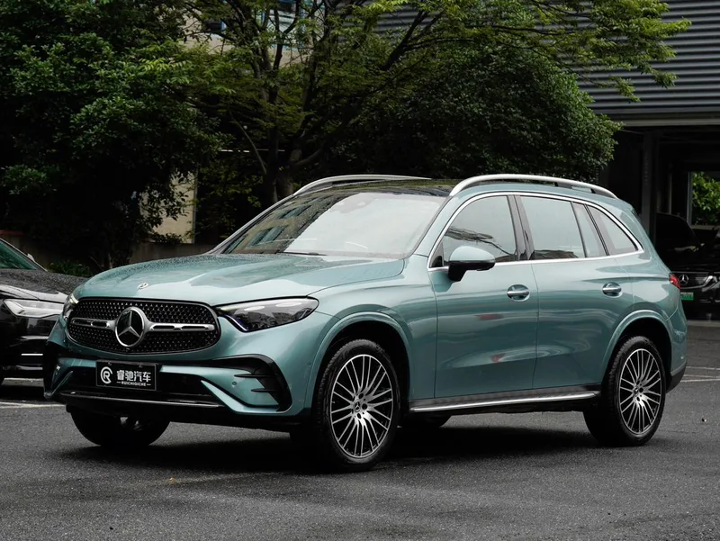 Mercedes-Benz GLC 2025 GLC 300 L 4MATIC Luxury type 5 seat exterior photo 1 Mercedes-Benz GLC 2025 GLC 300 L 4MATIC Luxury type 5 seat exterior photo 1