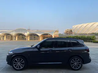 BMW X3 2022 Second change xDrive30i Leading Type M Obsidian Night Suit exterior photo 3 BMW X3 2022 Second change xDrive30i Leading Type M Obsidian Night Suit exterior photo 3