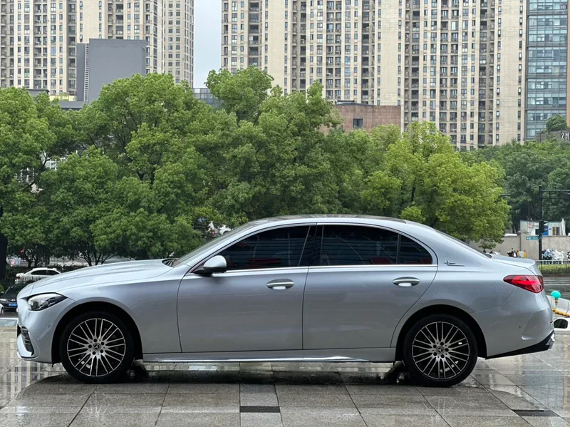Mercedes-Benz C-Class 2024 C 260 L Sports version exterior photo 7 Mercedes-Benz C-Class 2024 C 260 L Sports version exterior photo 7