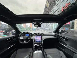 Mercedes-Benz C-Class 2024 C 260 L Sports version interior photo 11 Mercedes-Benz C-Class 2024 C 260 L Sports version interior photo 11