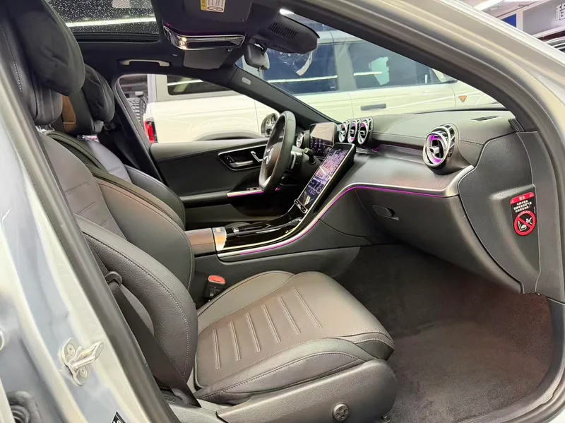 Mercedes-Benz C-Class 2024 C 260 L Sports version interior photo 18 Mercedes-Benz C-Class 2024 C 260 L Sports version interior photo 18