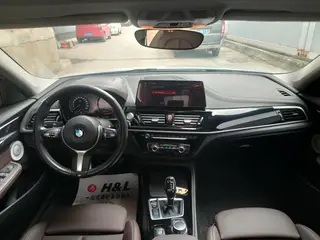 BMW 1 Series 2021 120i M Sports version interior photo 9 BMW 1 Series 2021 120i M Sports version interior photo 9