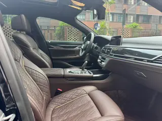 BMW 7 Series 2021 740Li Leading Type M Sports suit interior photo 13 BMW 7 Series 2021 740Li Leading Type M Sports suit interior photo 13