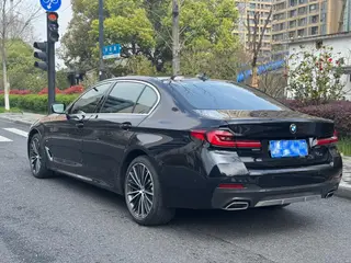 BMW 5 Series 2022 530Li Leading Type M Sports suit interior photo 8 BMW 5 Series 2022 530Li Leading Type M Sports suit interior photo 8