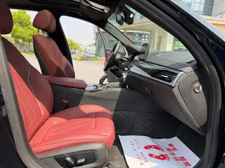 BMW 5 Series 2022 Restyling 525Li M Sports suit interior photo 10 BMW 5 Series 2022 Restyling 525Li M Sports suit interior photo 10