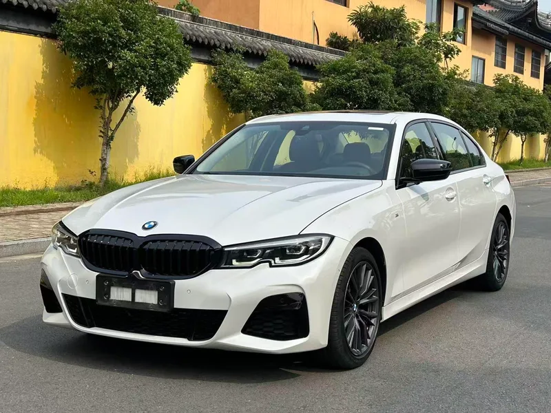 BMW 3 Series 2022 325Li M Sports Night Suit exterior photo 1 BMW 3 Series 2022 325Li M Sports Night Suit exterior photo 1
