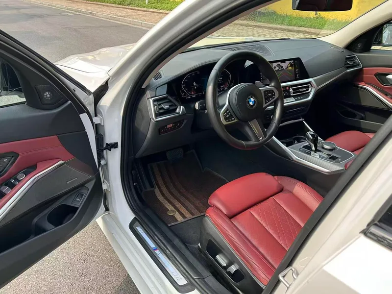 BMW 3 Series 2022 325Li M Sports Night Suit exterior photo 4 BMW 3 Series 2022 325Li M Sports Night Suit exterior photo 4
