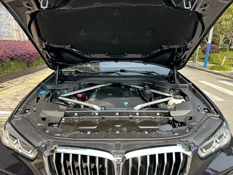 BMW X5 2022 xDrive 30Li Tipo de lujo M Conjunto deportivo interior foto 16 BMW X5 2022 xDrive 30Li Tipo de lujo M Conjunto deportivo interior foto 16