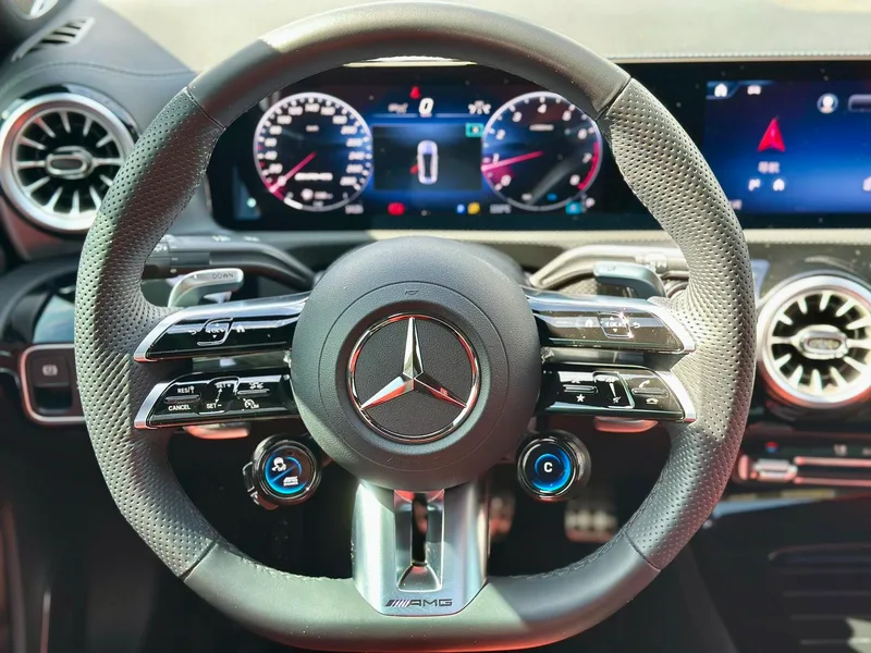Mercedes-Benz A-Class AMG 2024 Reforma AMG A 35 L 4MATIC interior foto 14 Mercedes-Benz A-Class AMG 2024 Reforma AMG A 35 L 4MATIC interior foto 14