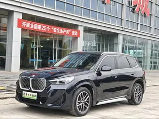 BMW iX1 2024 eDrive25L M Conjunto deportivo