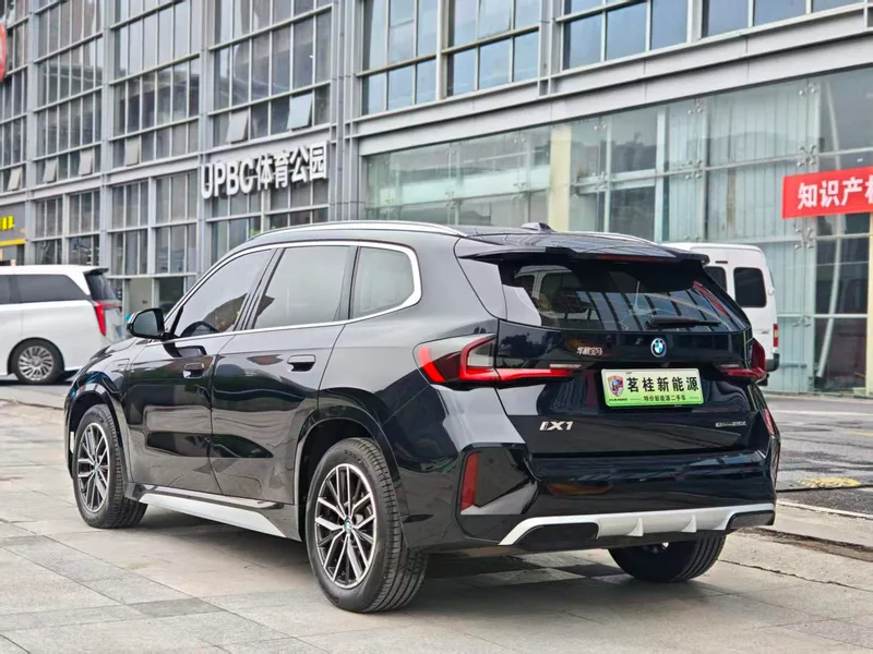 BMW iX1 2024 eDrive25L M Sports suit exterior photo 4 BMW iX1 2024 eDrive25L M Sports suit exterior photo 4