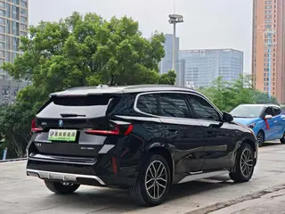 BMW iX1 2024 eDrive25L M Sports suit exterior photo 6 BMW iX1 2024 eDrive25L M Sports suit exterior photo 6
