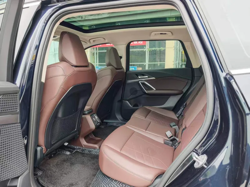 BMW iX1 2024 eDrive25L M Sports suit interior photo 10 BMW iX1 2024 eDrive25L M Sports suit interior photo 10