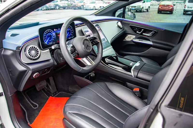 Mercedes-Benz EQE 2022 EQE 350 Luxury Edition exterior photo 6 Mercedes-Benz EQE 2022 EQE 350 Luxury Edition exterior photo 6