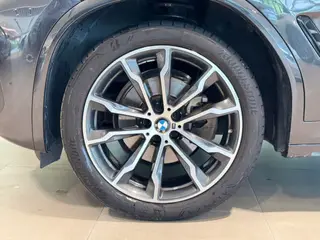 BMW X3 2023 xDrive30i Leading Type M Obsidian Night Suit interior photo 15 BMW X3 2023 xDrive30i Leading Type M Obsidian Night Suit interior photo 15