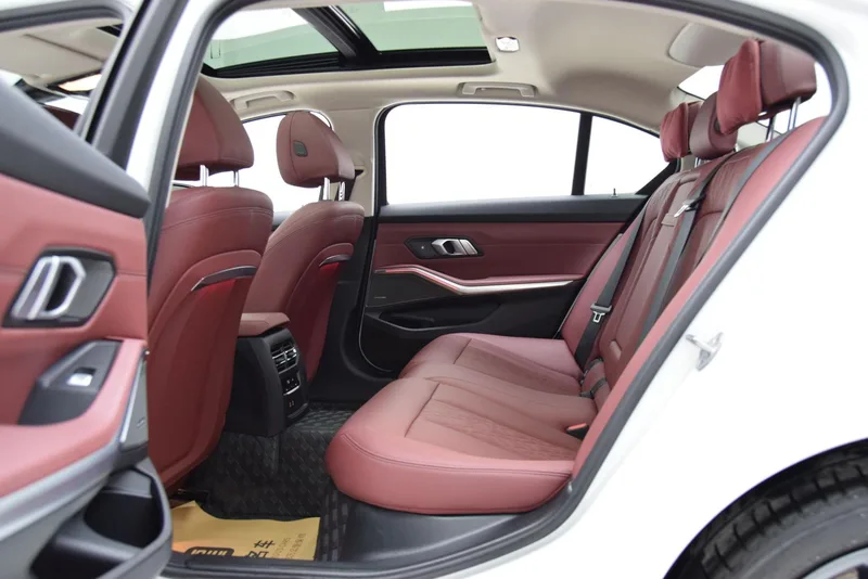 BMW 3 Series 2025 330Li M Sports Night Suit exterior photo 8 BMW 3 Series 2025 330Li M Sports Night Suit exterior photo 8