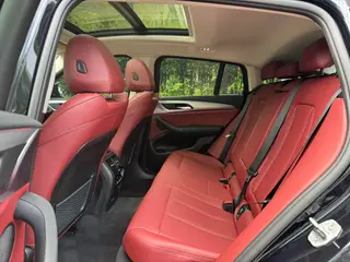BMW X4 2022 xDrive 30i M Sports suit interior photo 15 BMW X4 2022 xDrive 30i M Sports suit interior photo 15