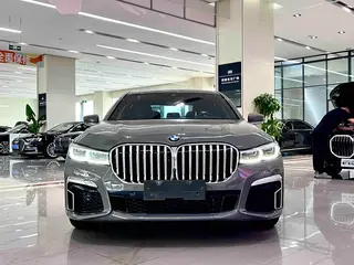 BMW 7 Series 2021 740Li Leading Type M Sports suit exterior photo 2 BMW 7 Series 2021 740Li Leading Type M Sports suit exterior photo 2