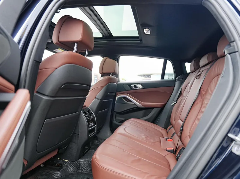 BMW X6 2021 xDrive40i Premium Class M Sports suit interior photo 8 BMW X6 2021 xDrive40i Premium Class M Sports suit interior photo 8